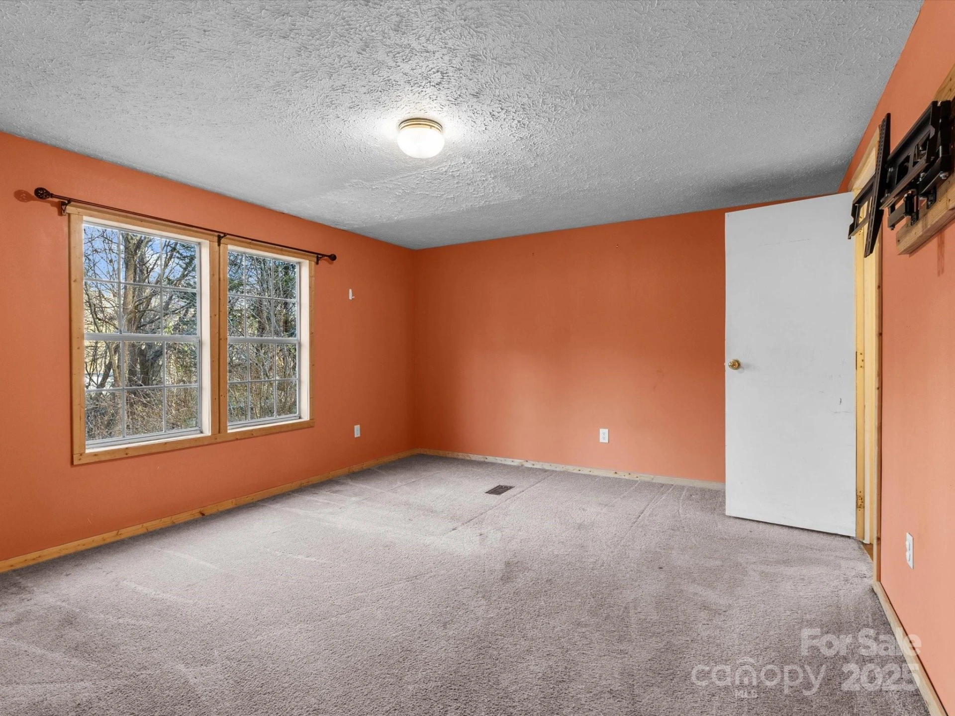 205 Kirk Way - Photo 13