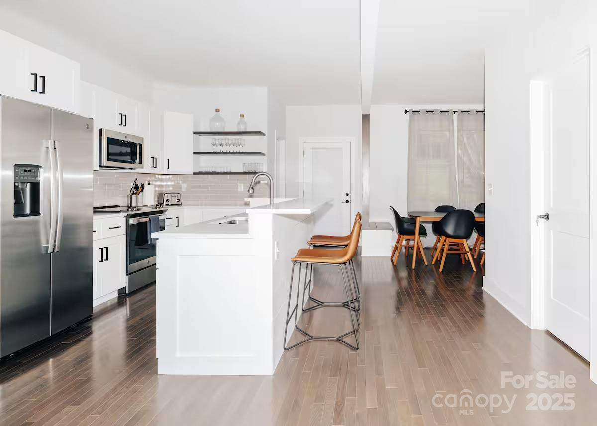 1057 Riverside Drive - Photo 14