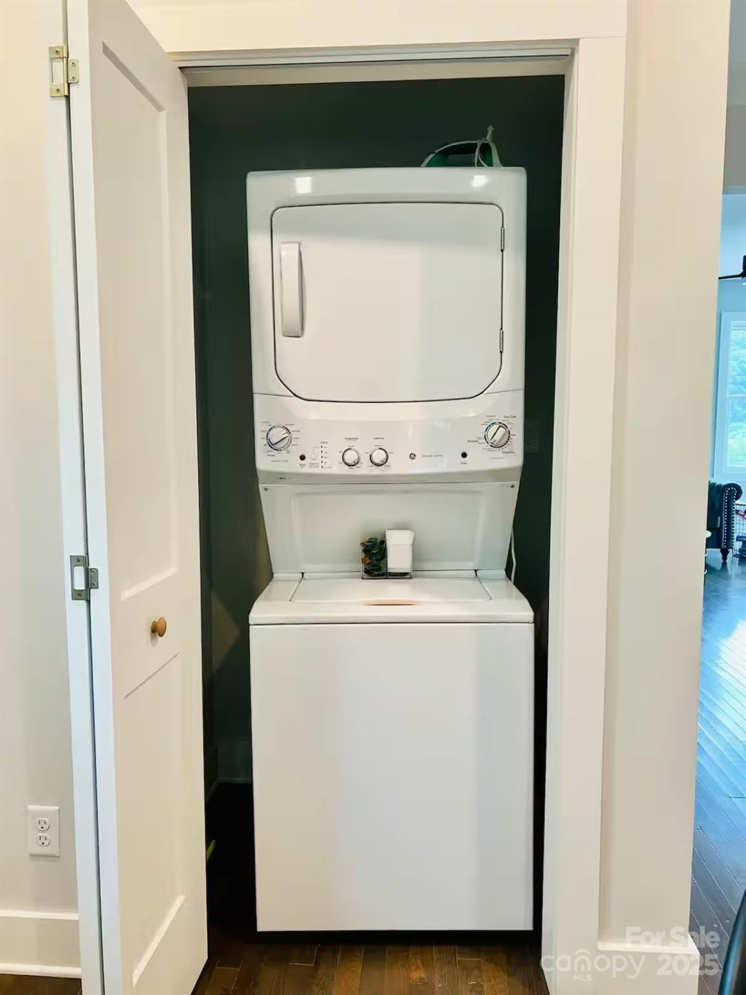 1057 Riverside Drive - Photo 19