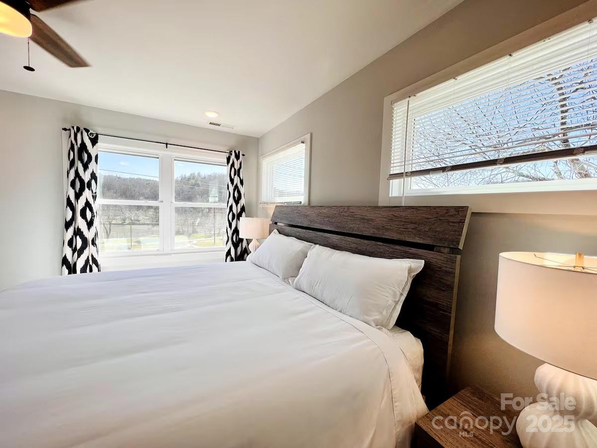 1057 Riverside Drive - Photo 30