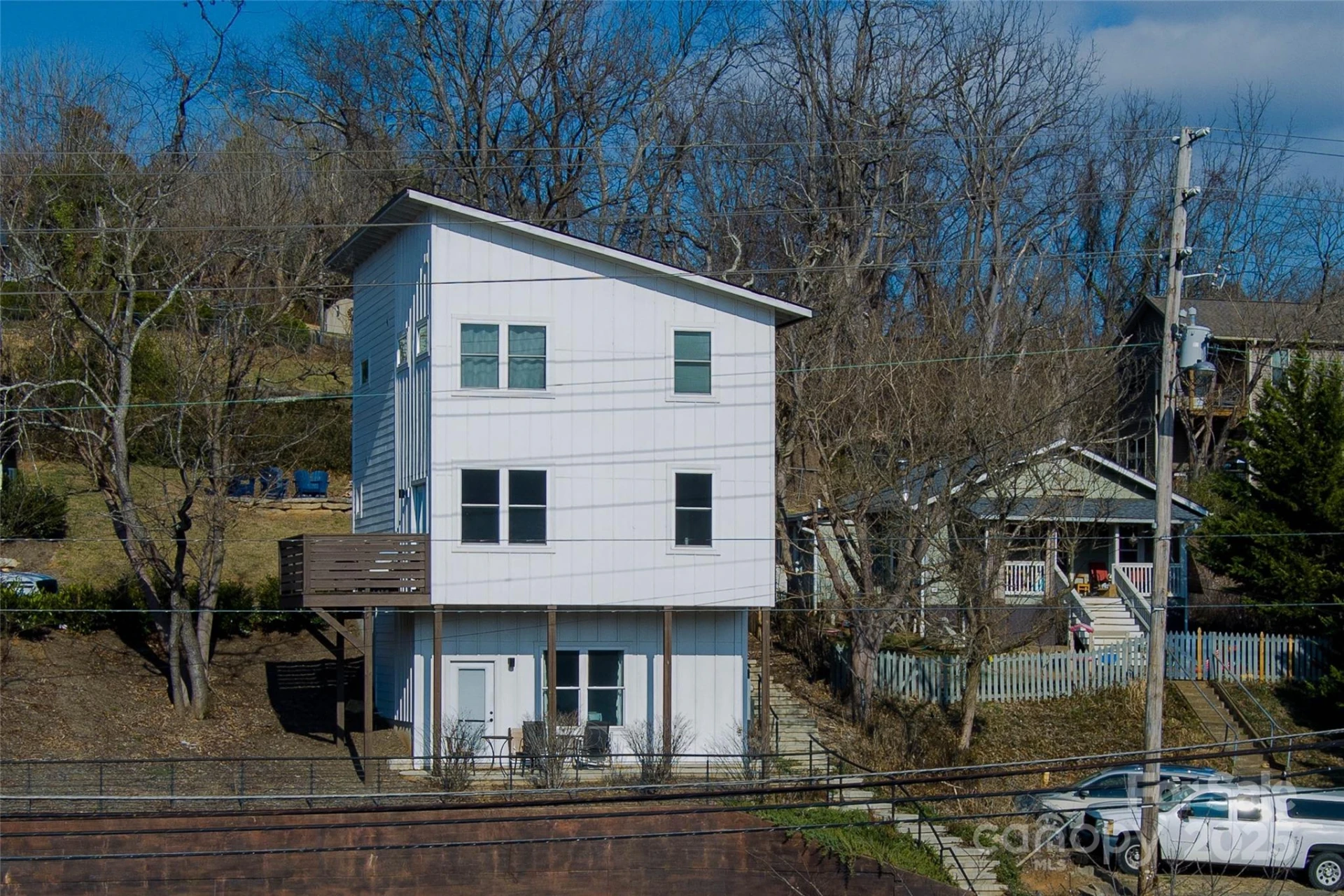 1057 Riverside Drive - Photo 34