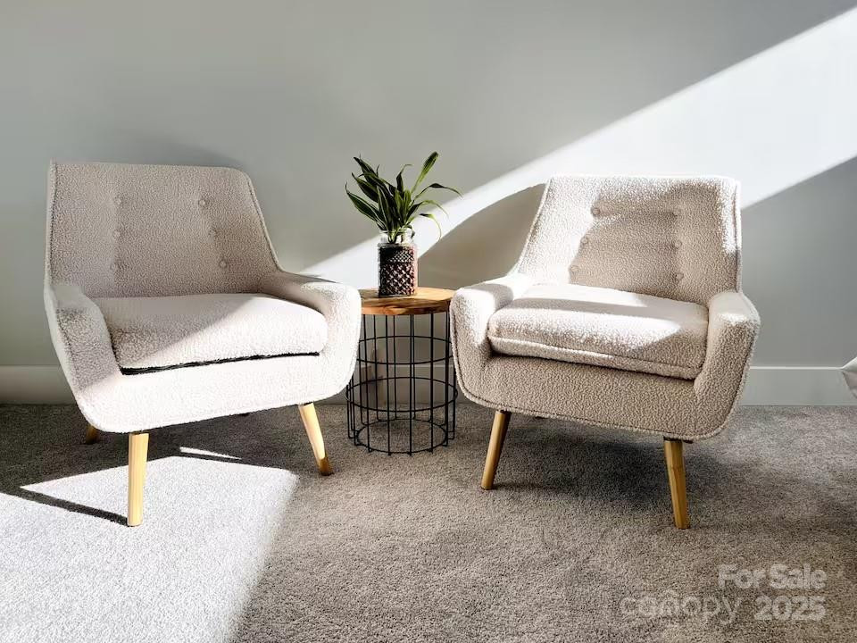 1061 Riverside Drive - Photo 15