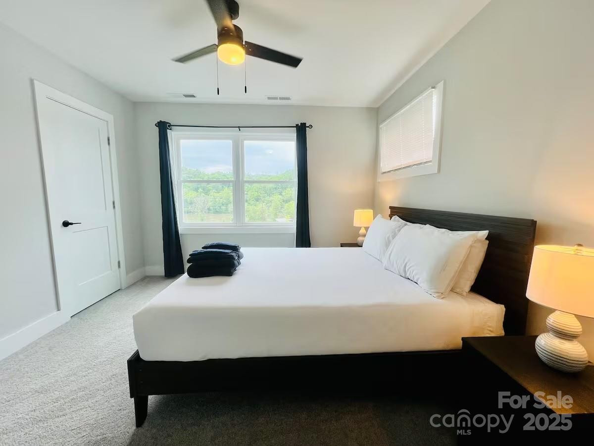 1061 Riverside Drive - Photo 26