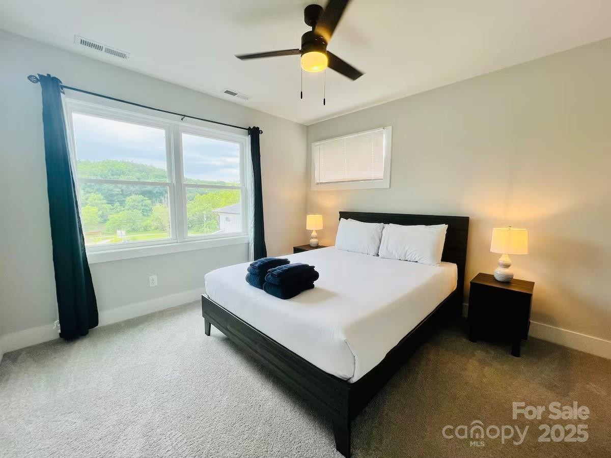 1061 Riverside Drive - Photo 28