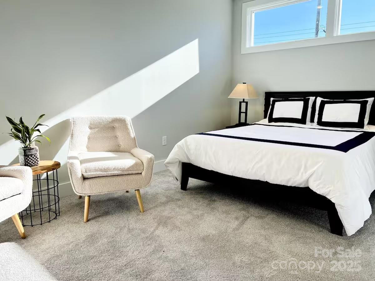 1061 Riverside Drive - Photo 31