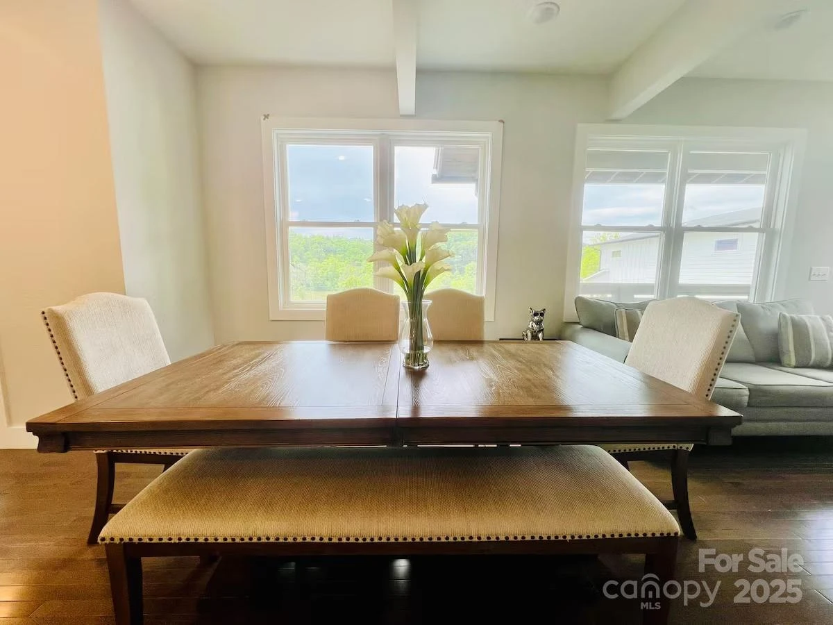 1061 Riverside Drive - Photo 10