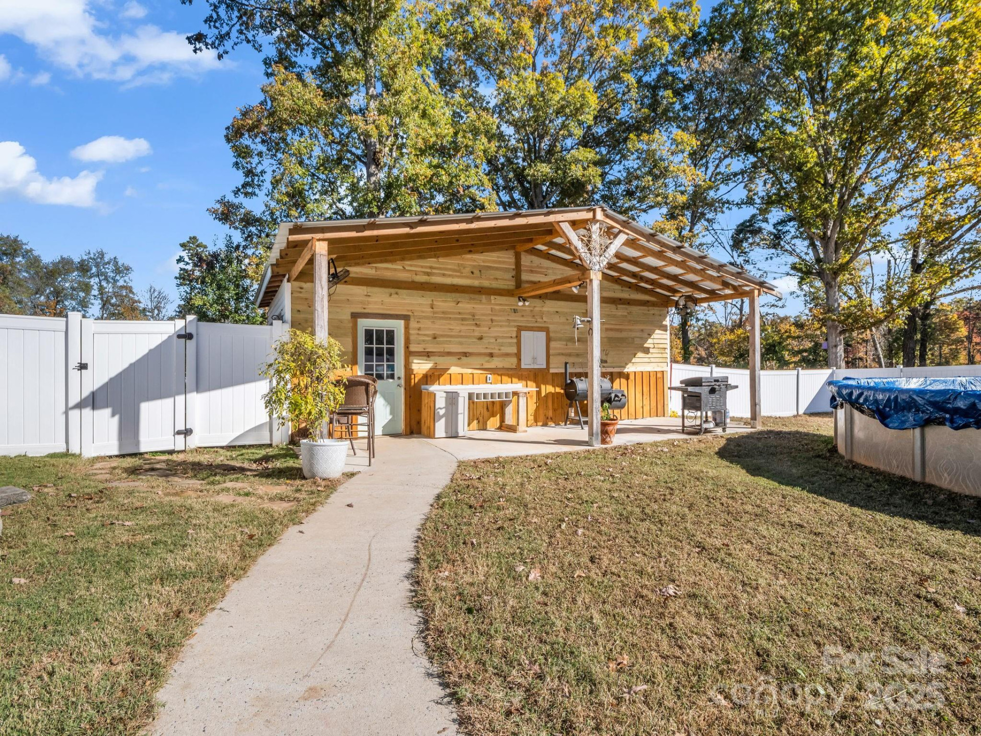 187 High Road - Photo 25