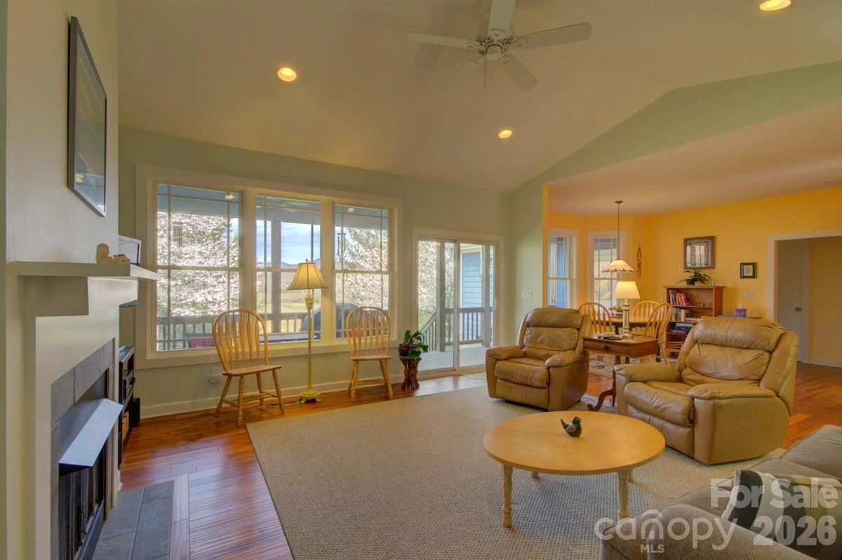 751 Everett Road - Photo 2