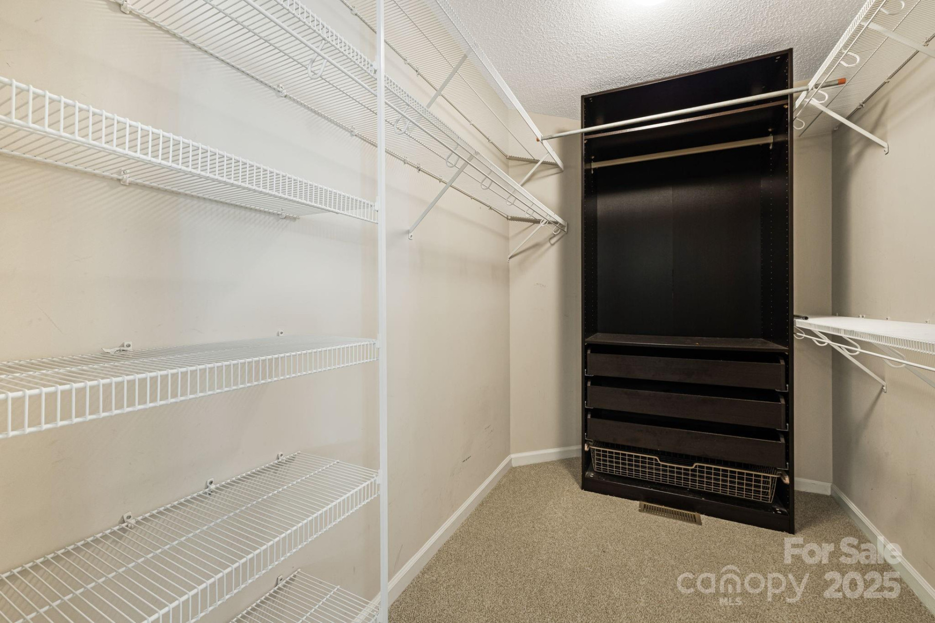 207 Christina Court - Photo 26