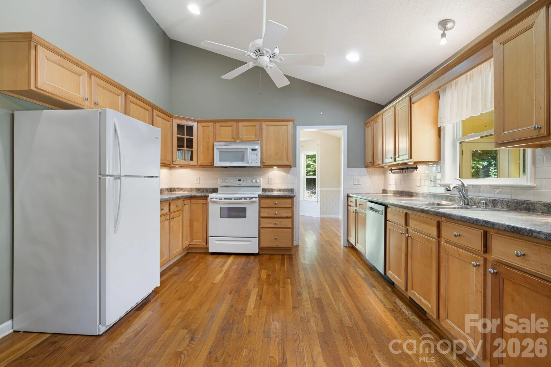 207 Christina Court - Photo 15
