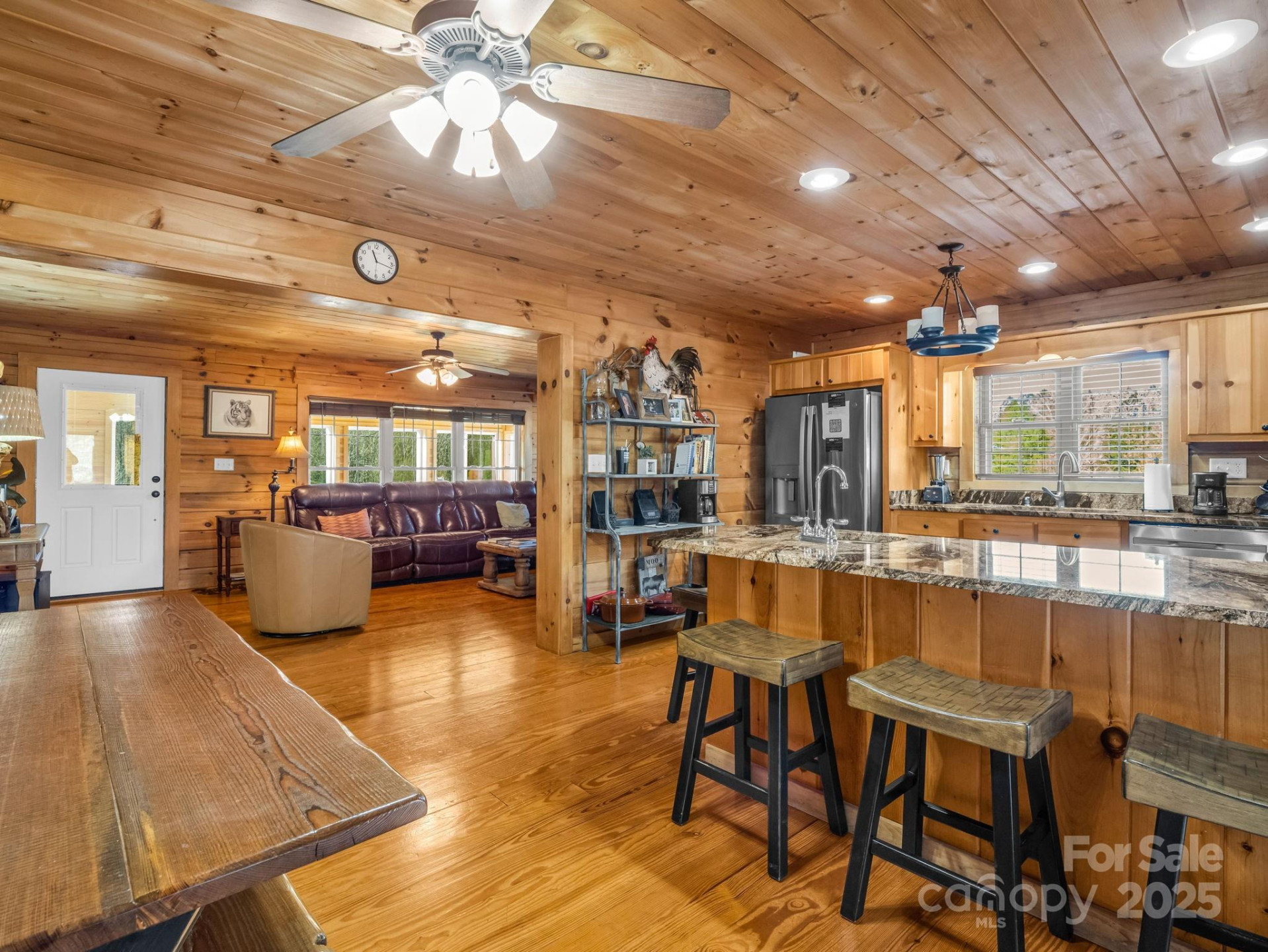 526 River Road - Photo 13