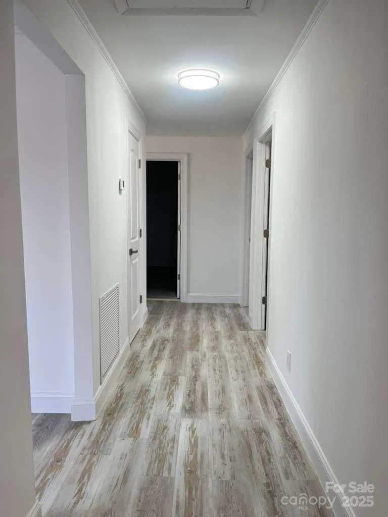1073 Springdale Drive - Photo 11