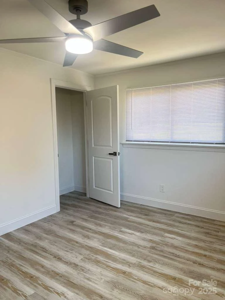 1073 Springdale Drive - Photo 14