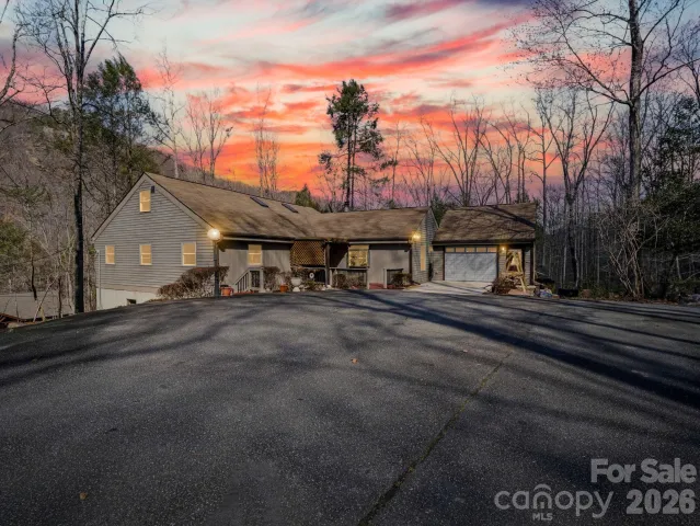 111 Buckeye Road