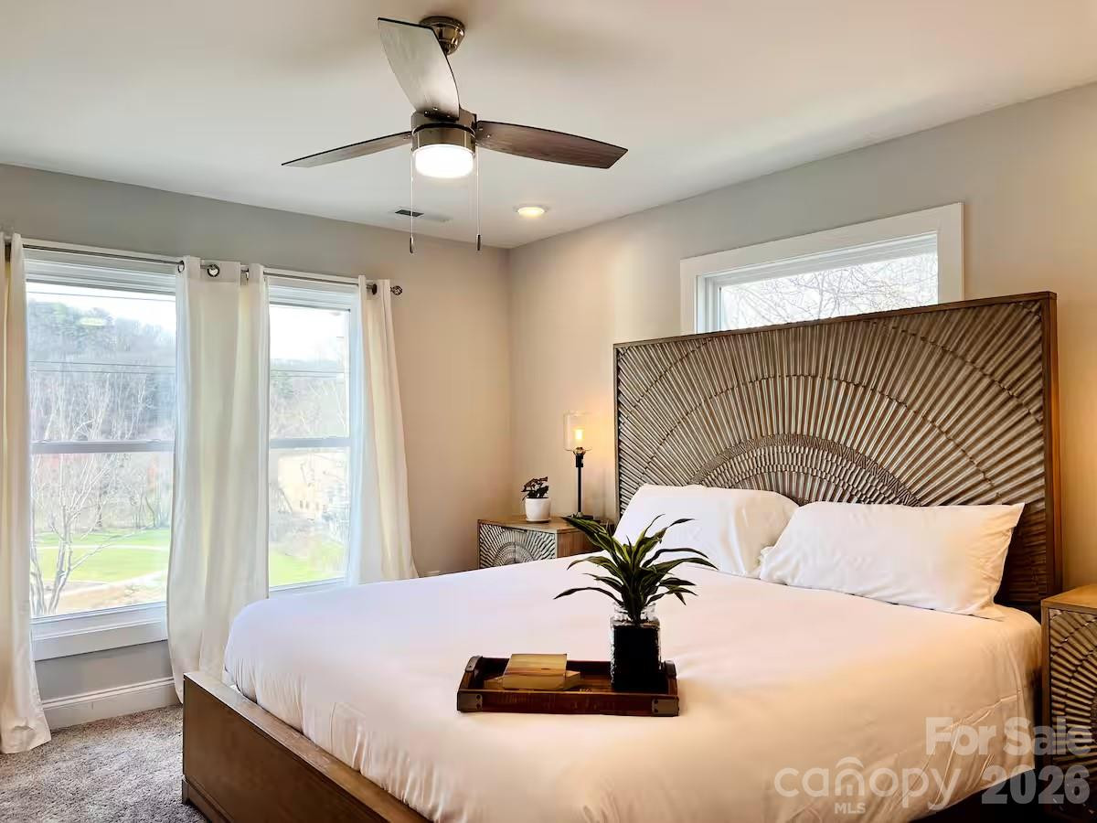 1063 Riverside Drive - Photo 9