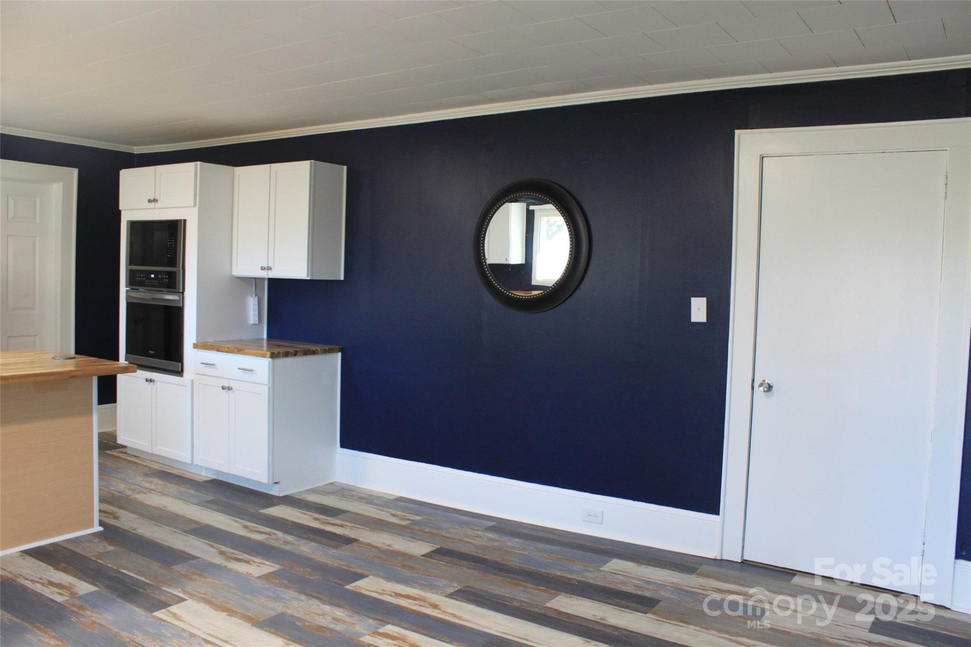 203 Trout Street - Photo 12