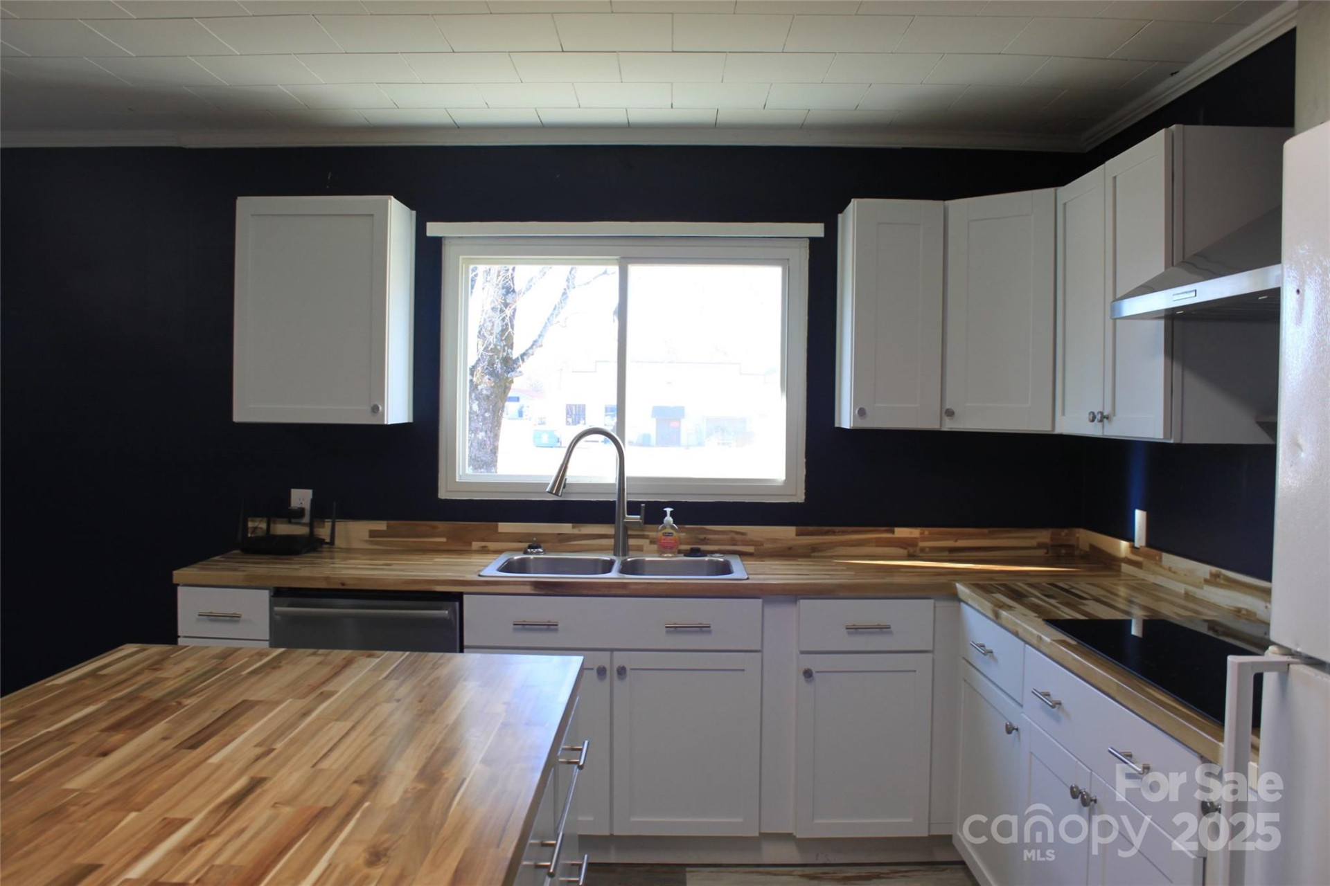 203 Trout Street - Photo 16