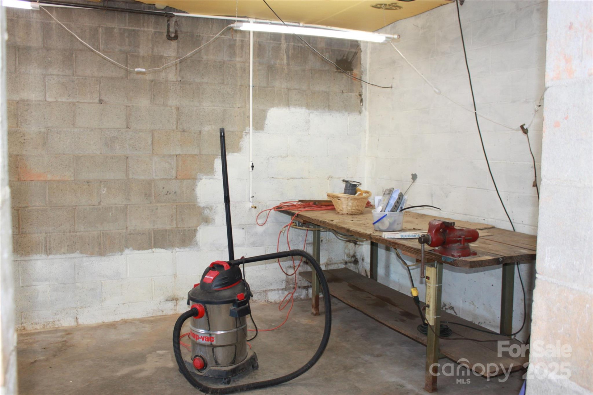 203 Trout Street - Photo 37