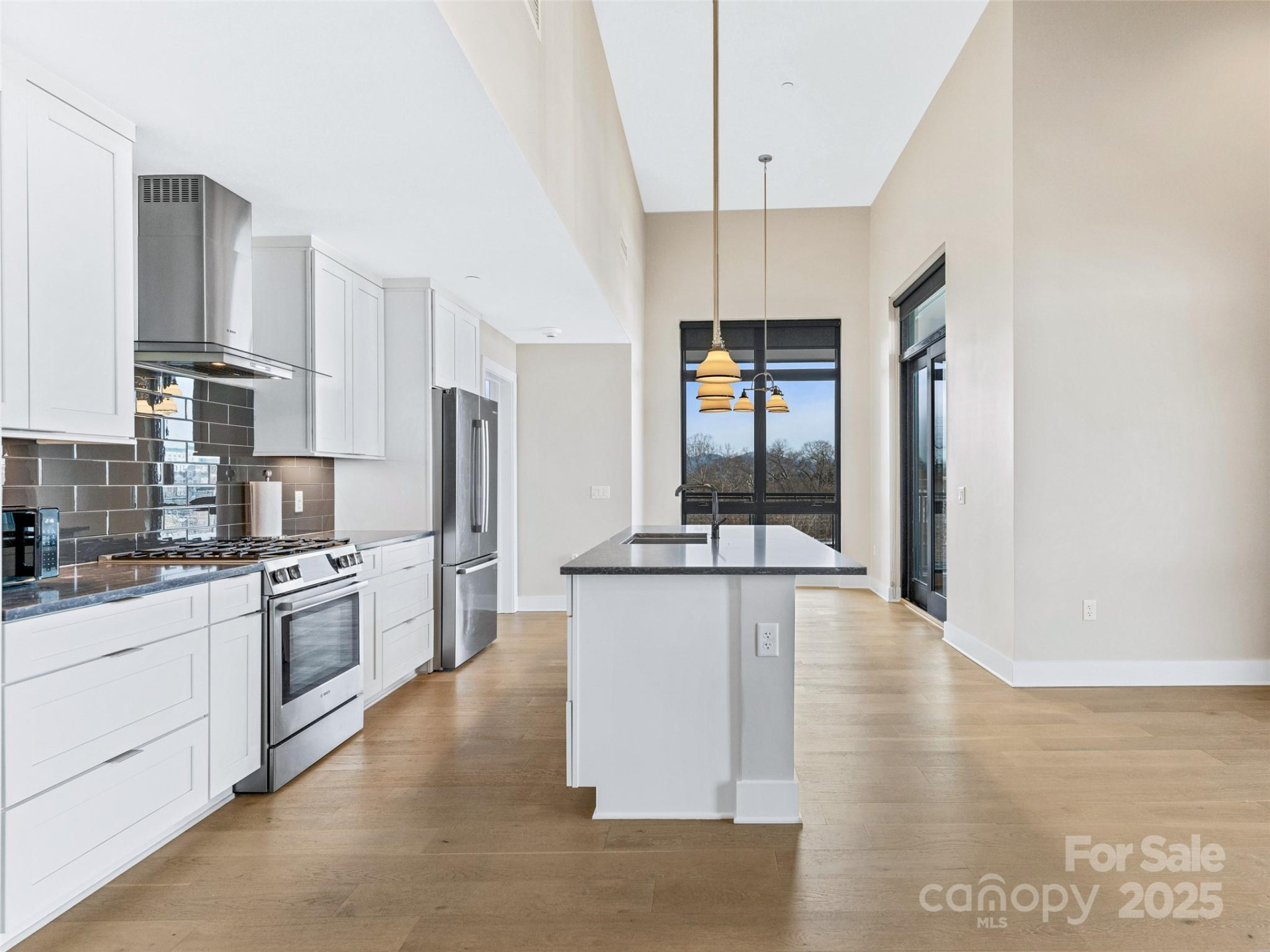 145 Biltmore Avenue #702 - Photo 15