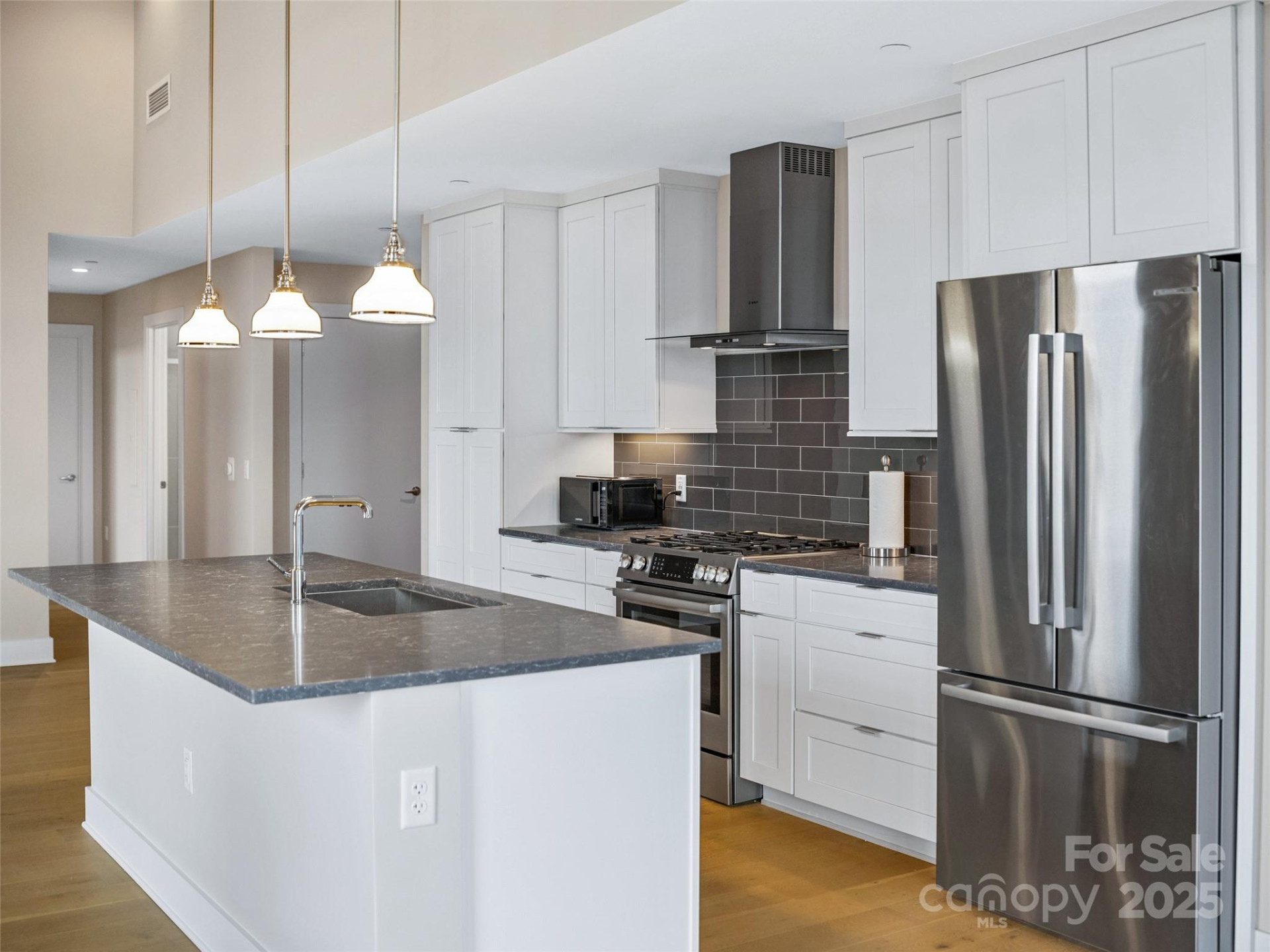 145 Biltmore Avenue #702 - Photo 18