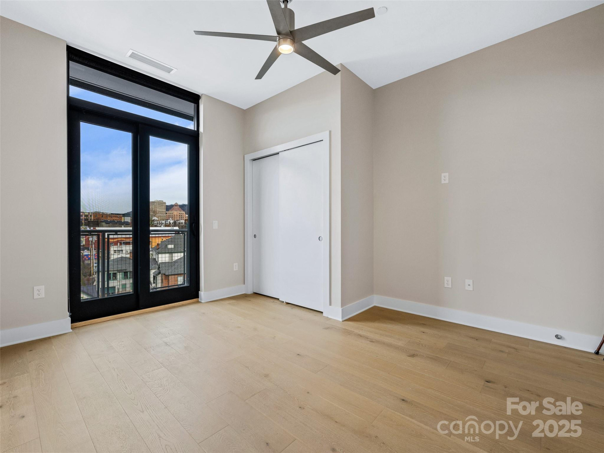 145 Biltmore Avenue #702 - Photo 42