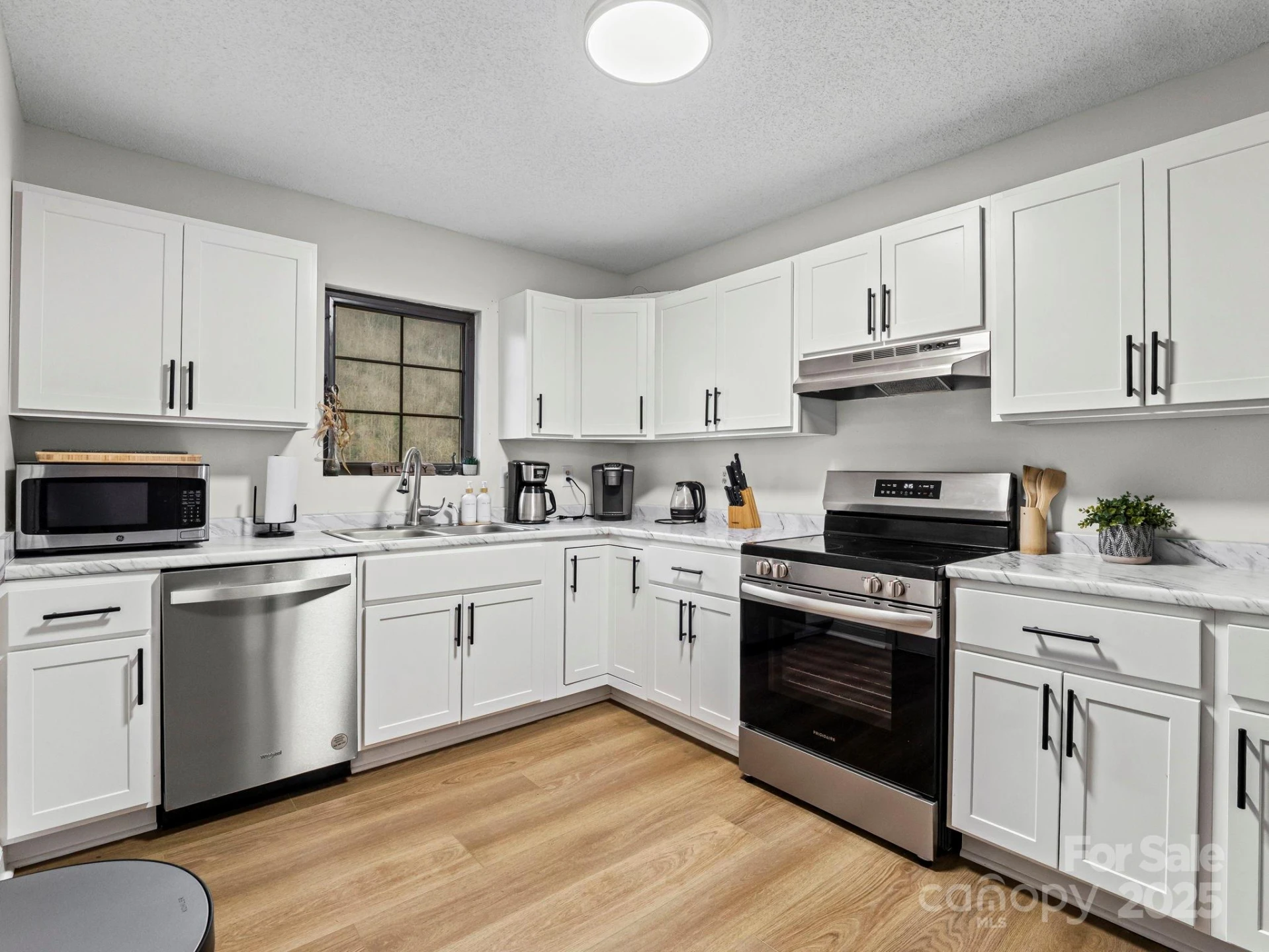 950 Main Street #5 - Photo 11
