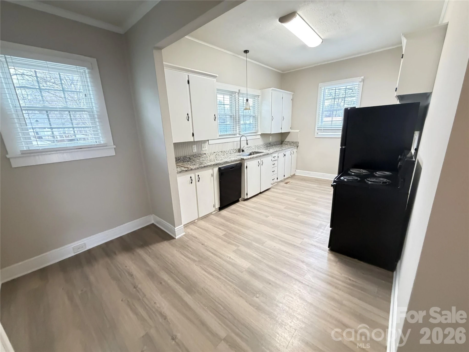 306 York Avenue - Photo 18
