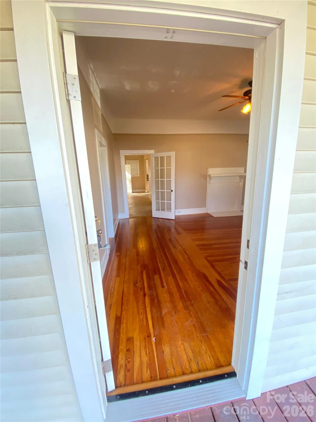 306 York Avenue - Photo 3