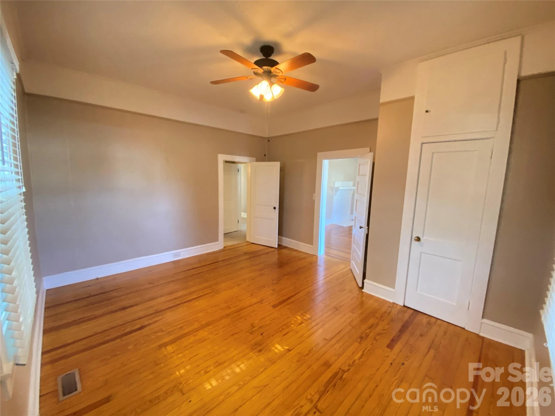 306 York Avenue - Photo 9