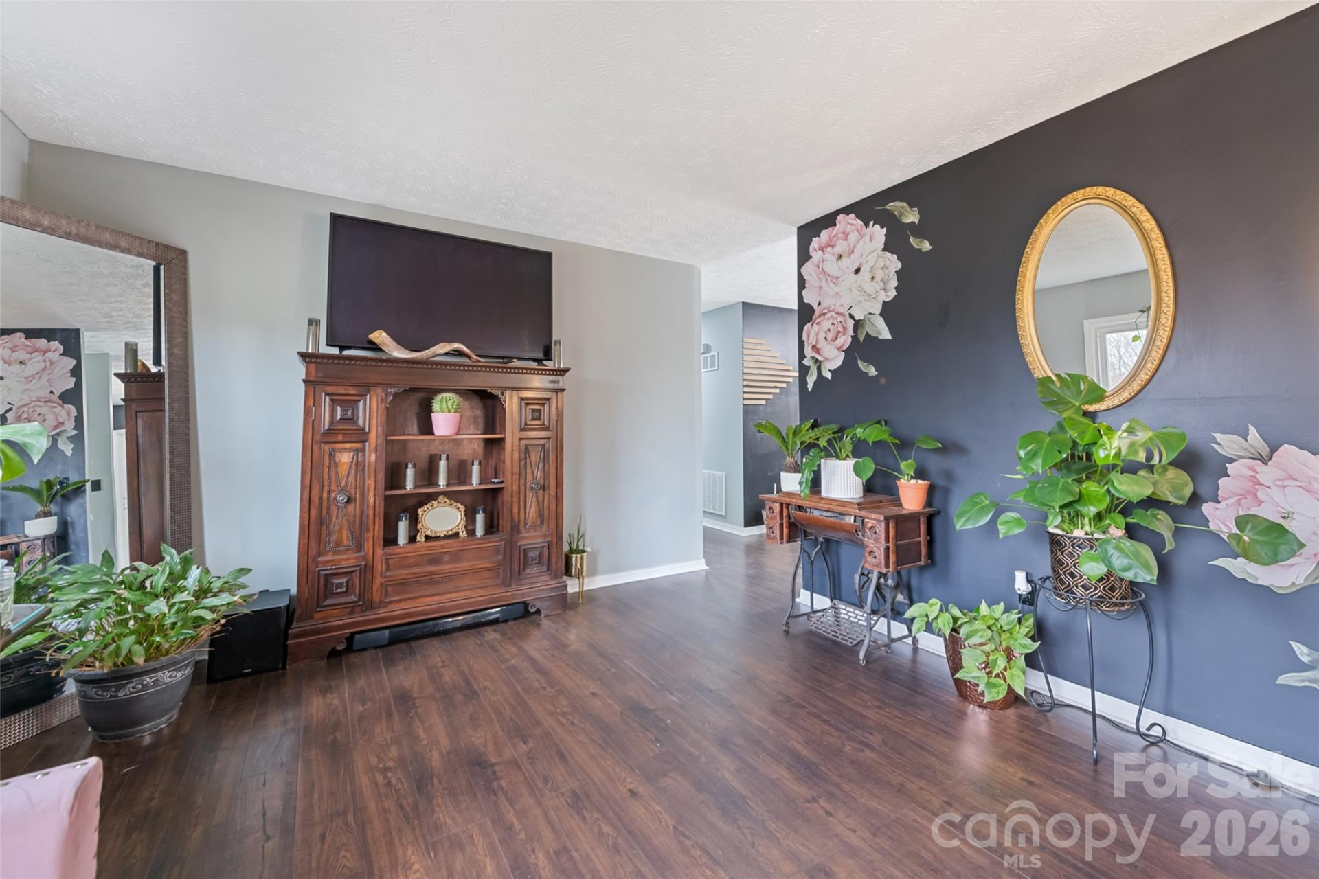 144 Pinehaven Drive - Photo 4