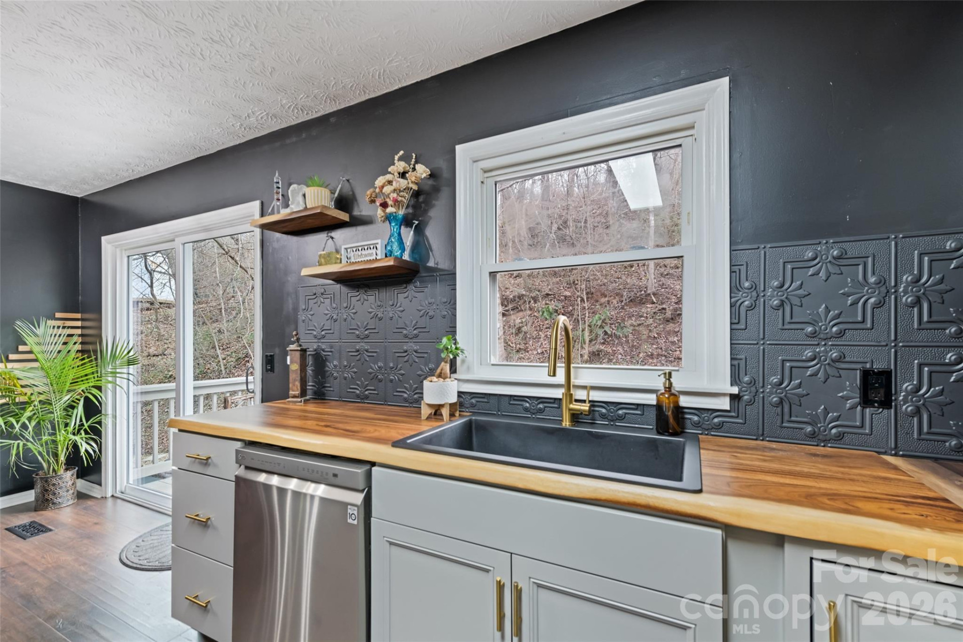 144 Pinehaven Drive - Photo 7