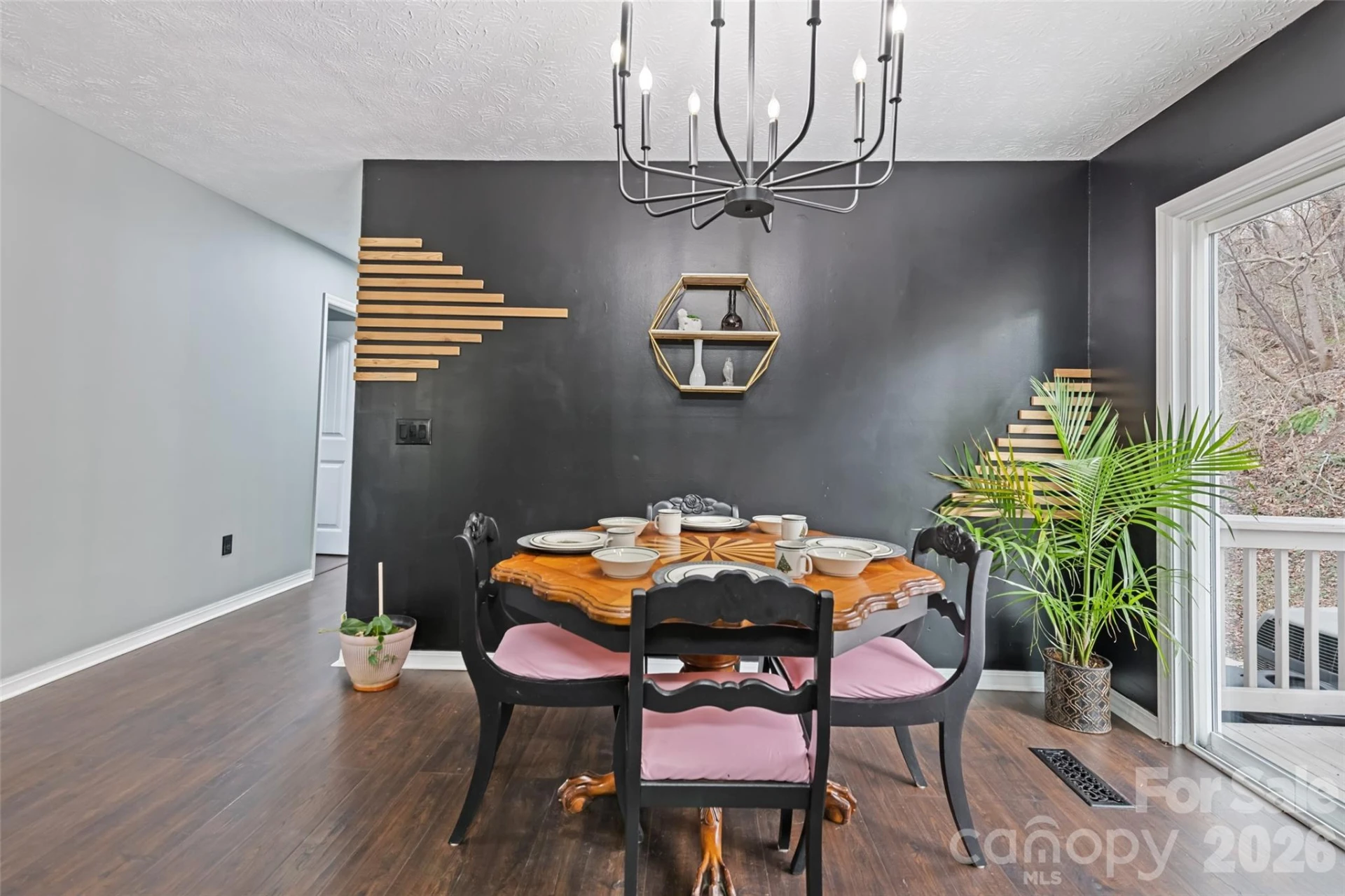 144 Pinehaven Drive - Photo 10