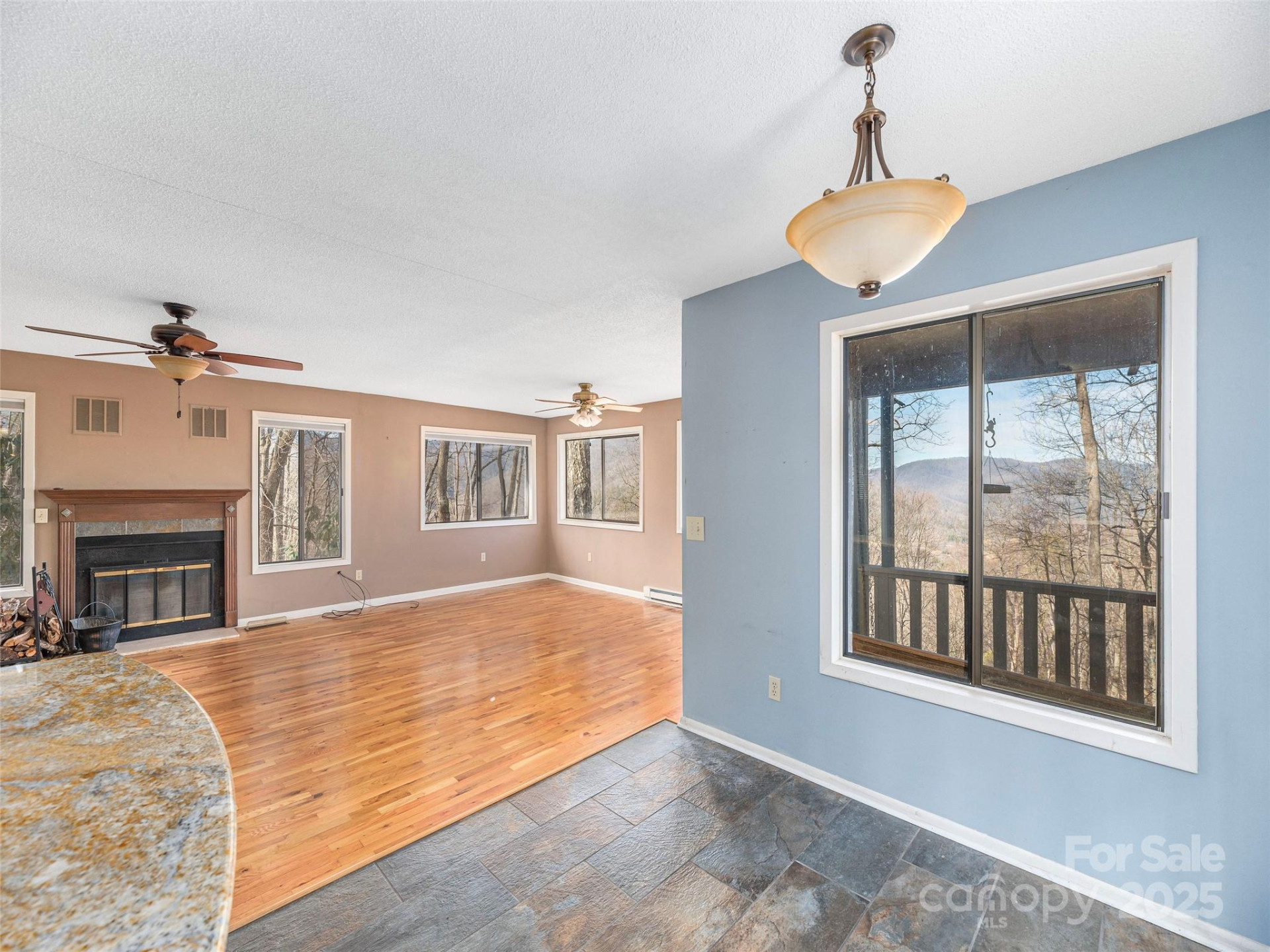 1392 Mount Chalet Road - Photo 11