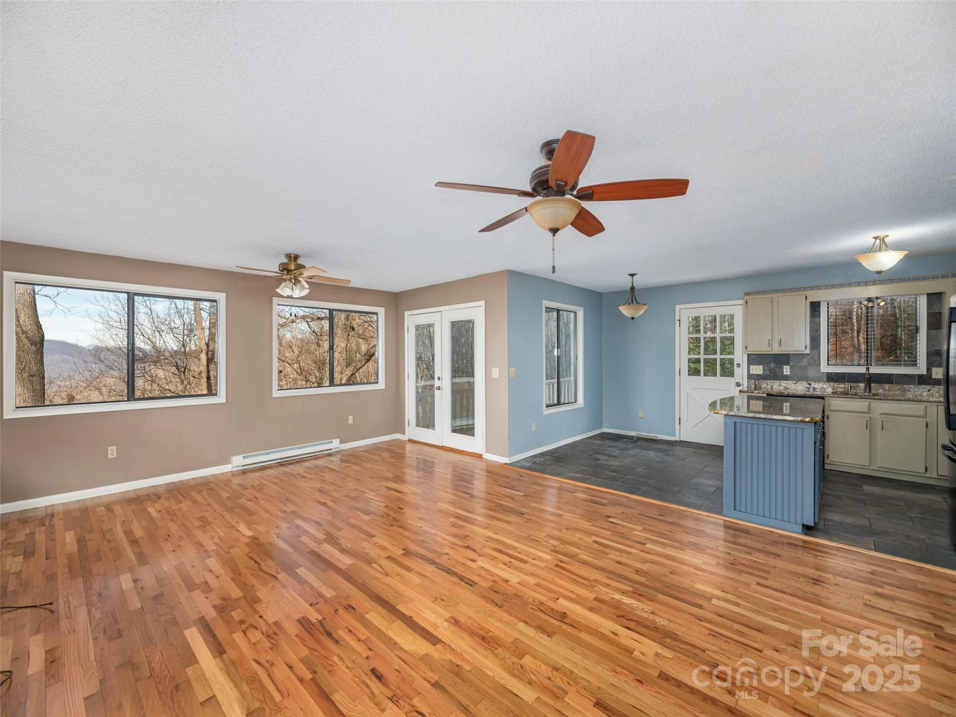 1392 Mount Chalet Road - Photo 7