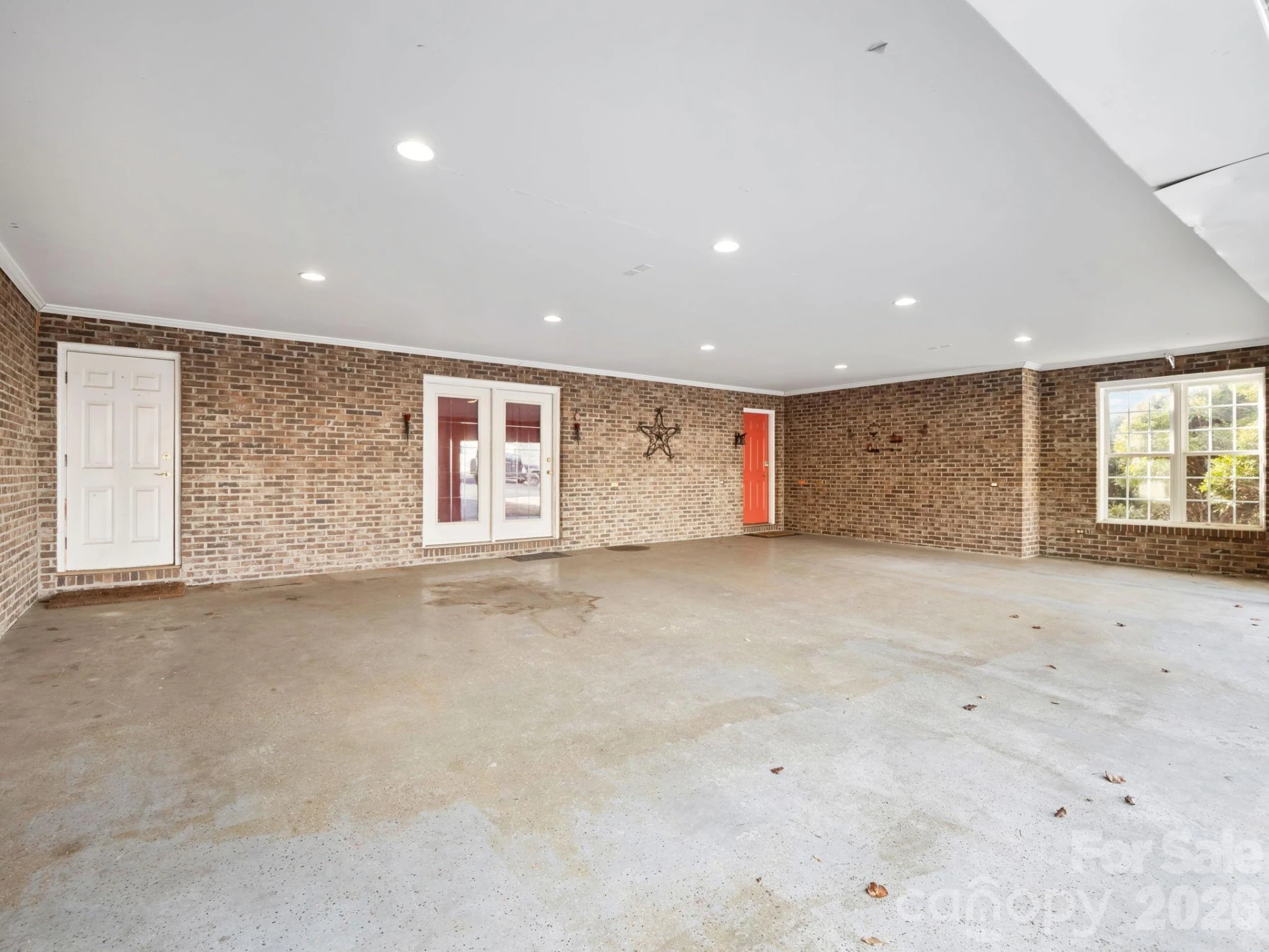 92 Rodaeo Drive - Photo 5