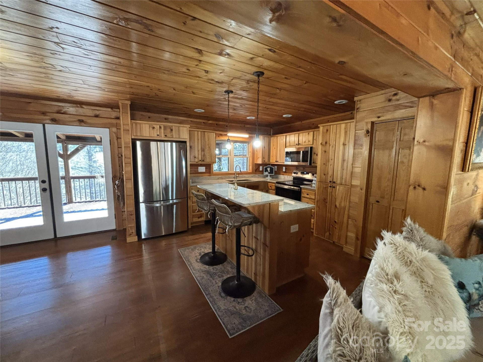 926 Cross Creek Drive - Photo 5