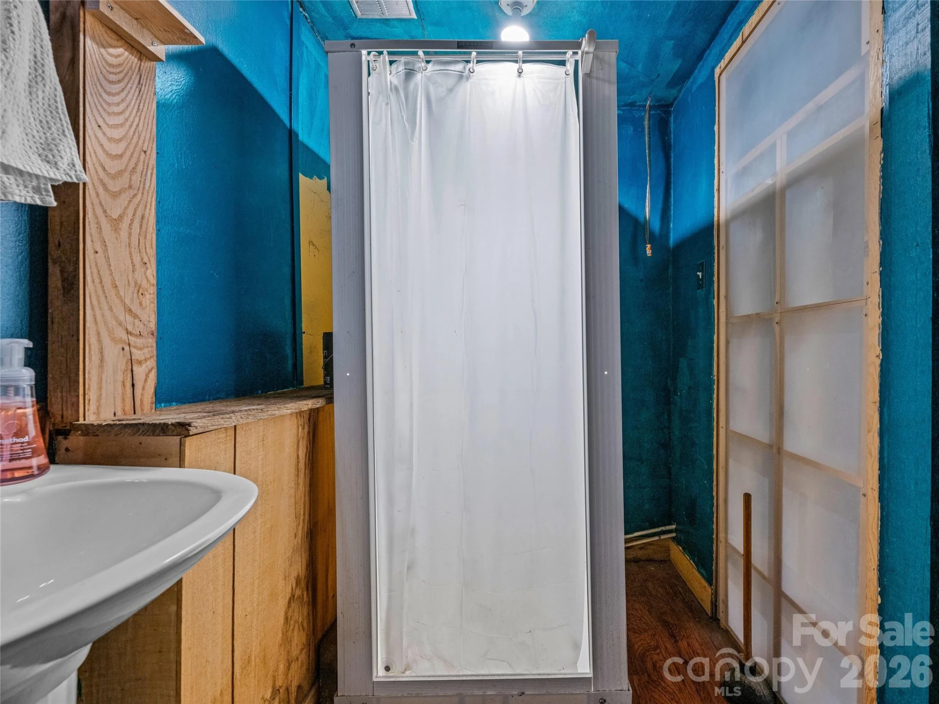 204 Sutton Avenue - Photo 21