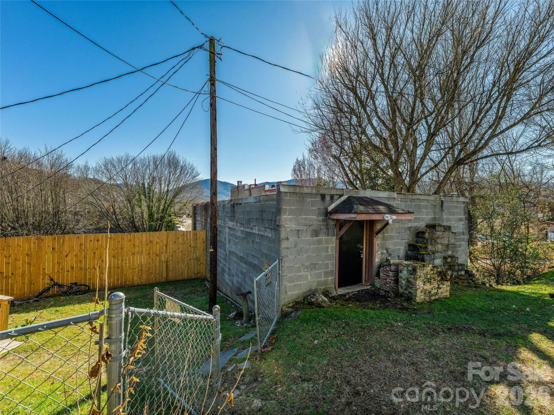 204 Sutton Avenue - Photo 33