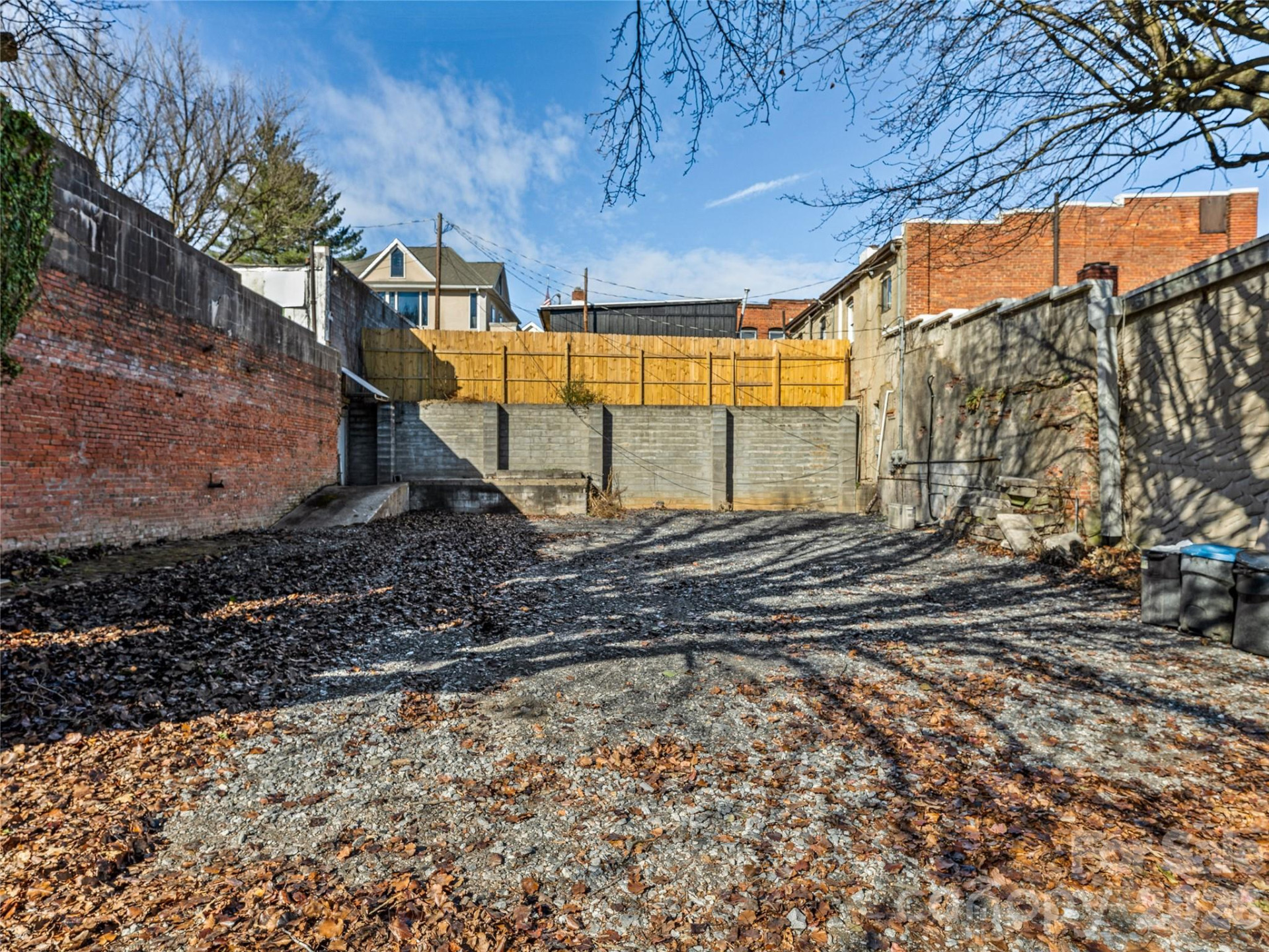 204 Sutton Avenue - Photo 36