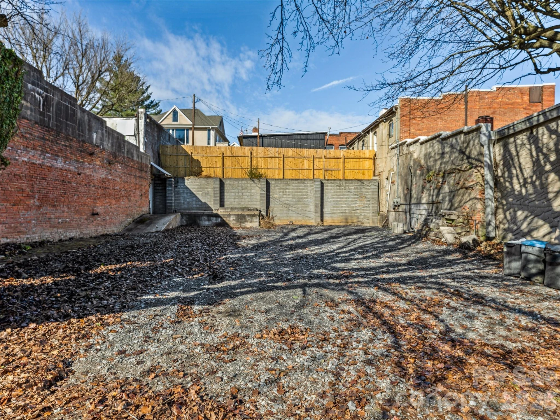 204 Sutton Avenue - Photo 36