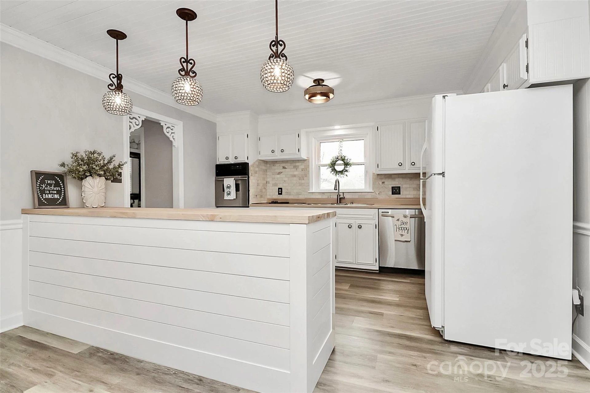 2468 Shaw Avenue - Photo 20
