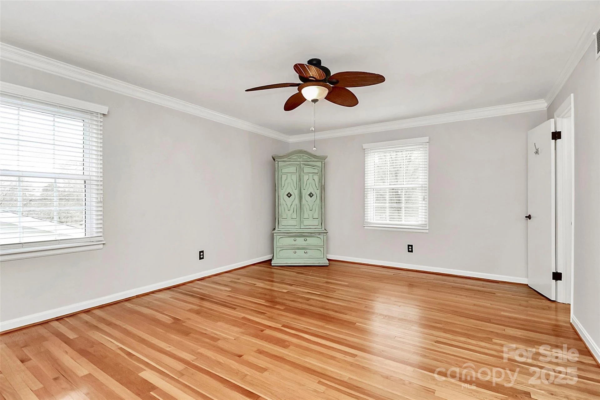 2468 Shaw Avenue - Photo 24