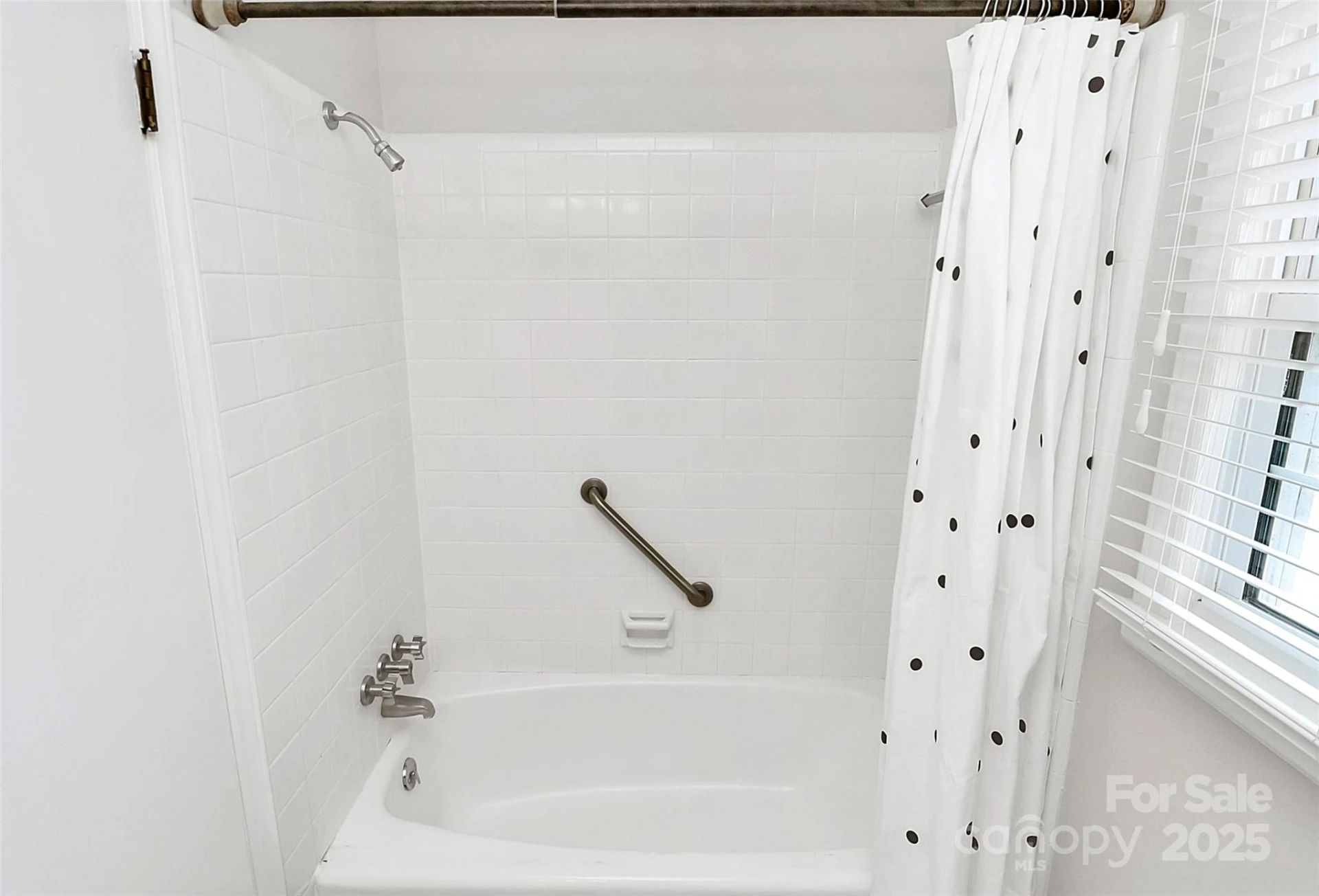 2468 Shaw Avenue - Photo 33