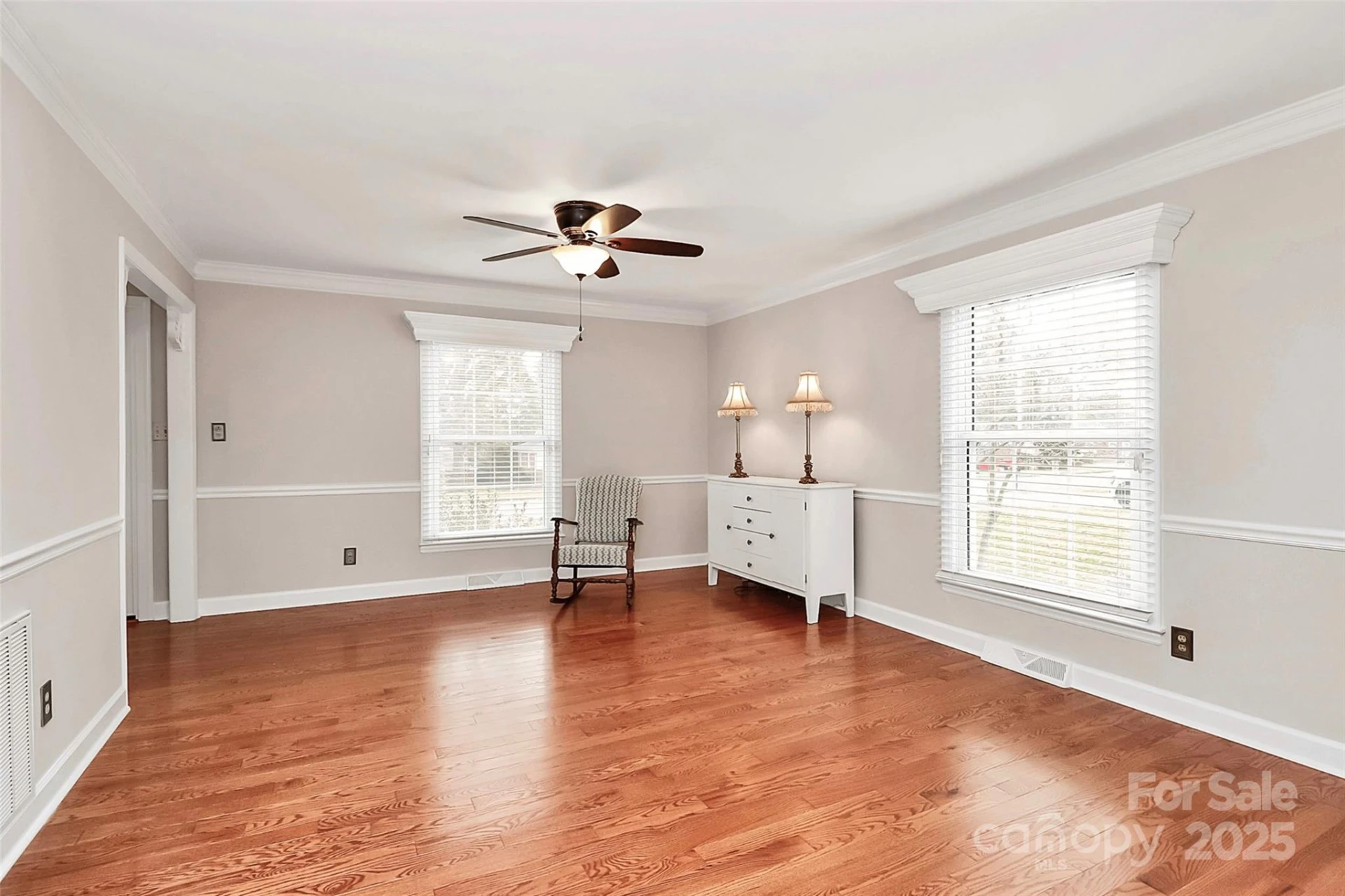 2468 Shaw Avenue - Photo 9