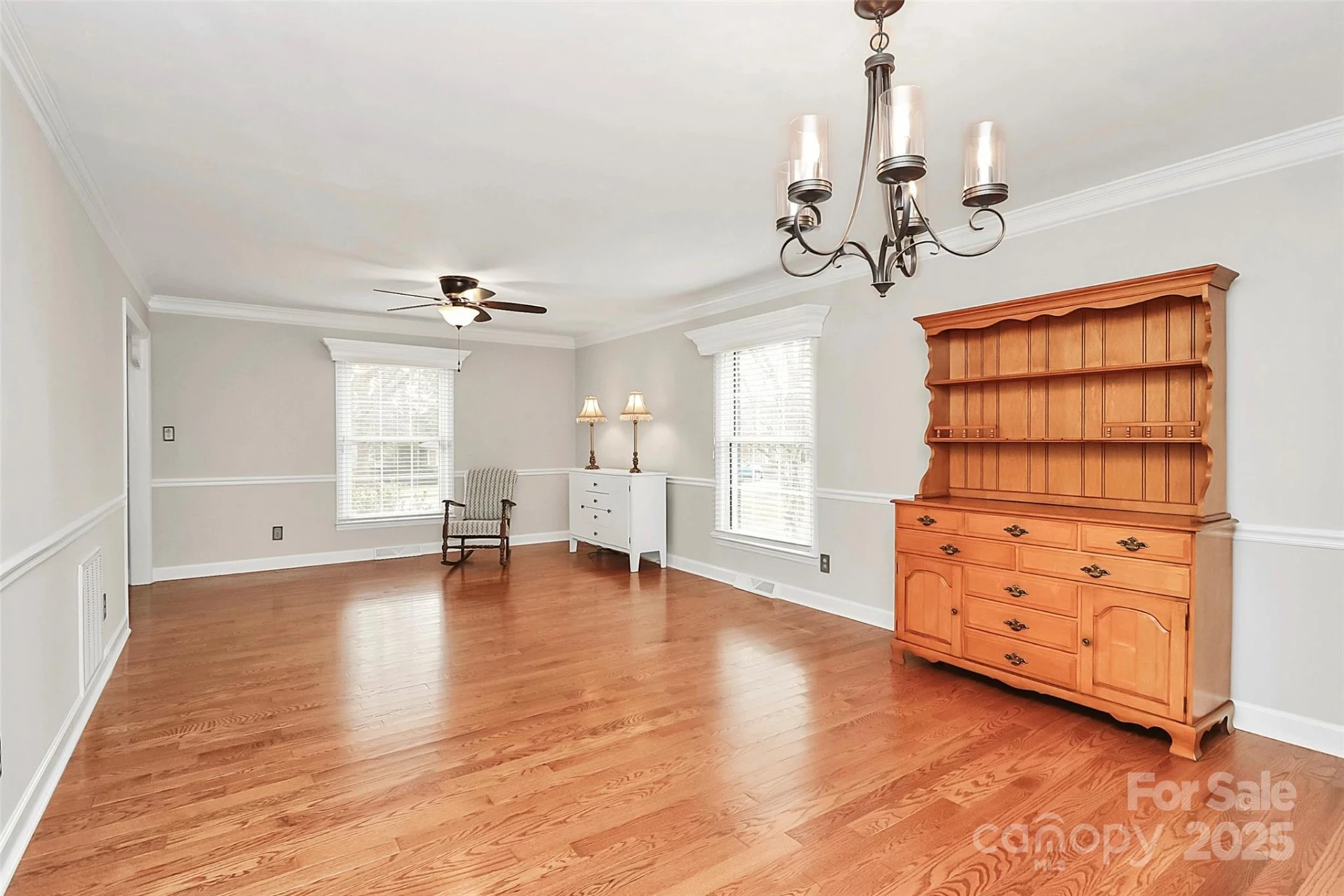 2468 Shaw Avenue - Photo 10