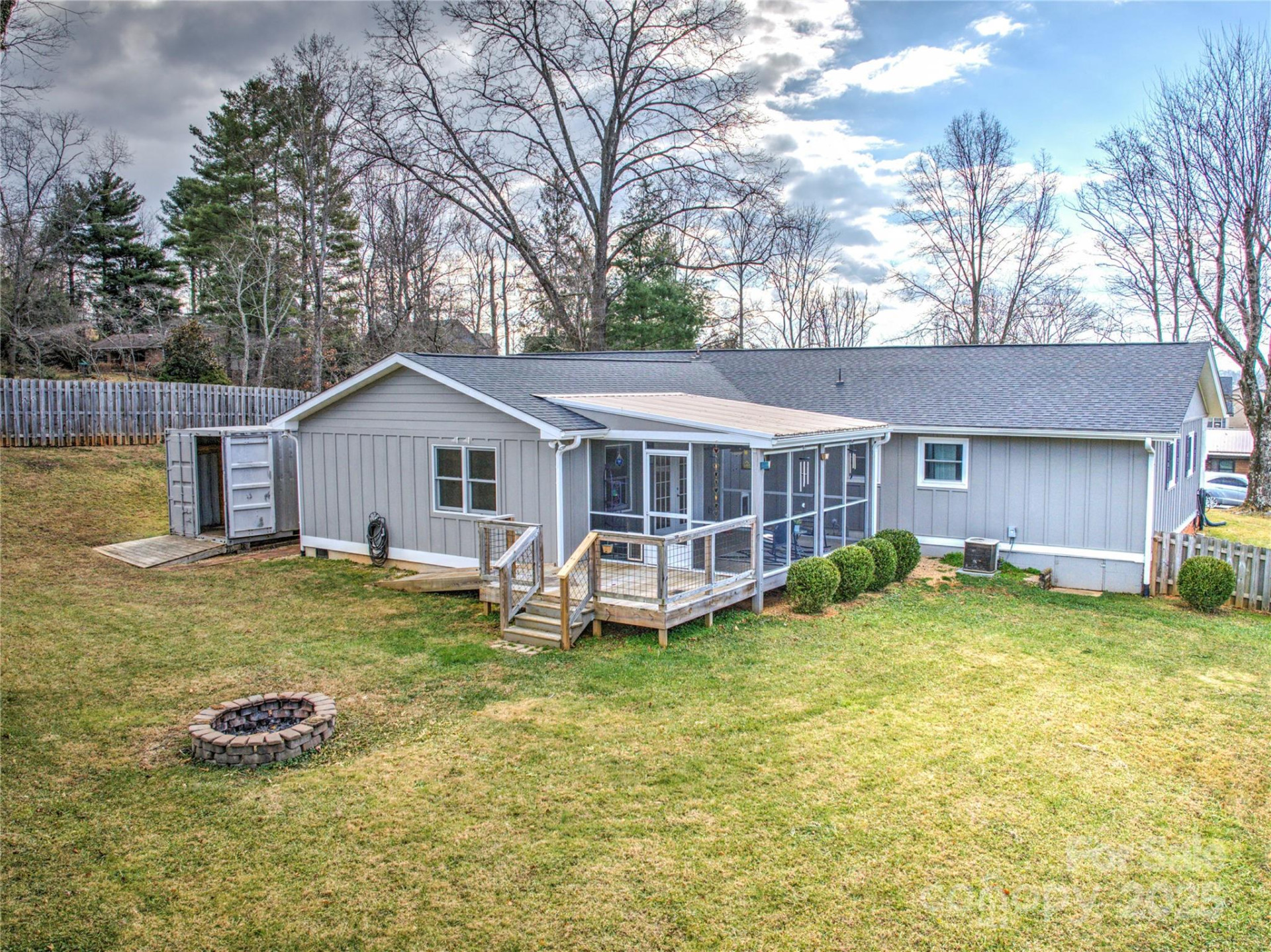 32 Southwicke Drive - Photo 2
