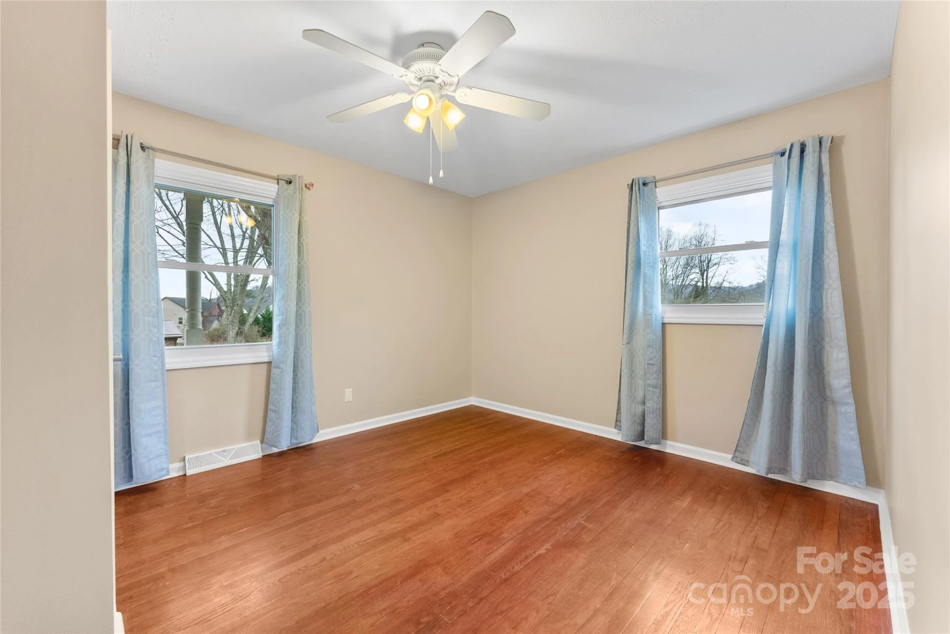 32 Southwicke Drive - Photo 13