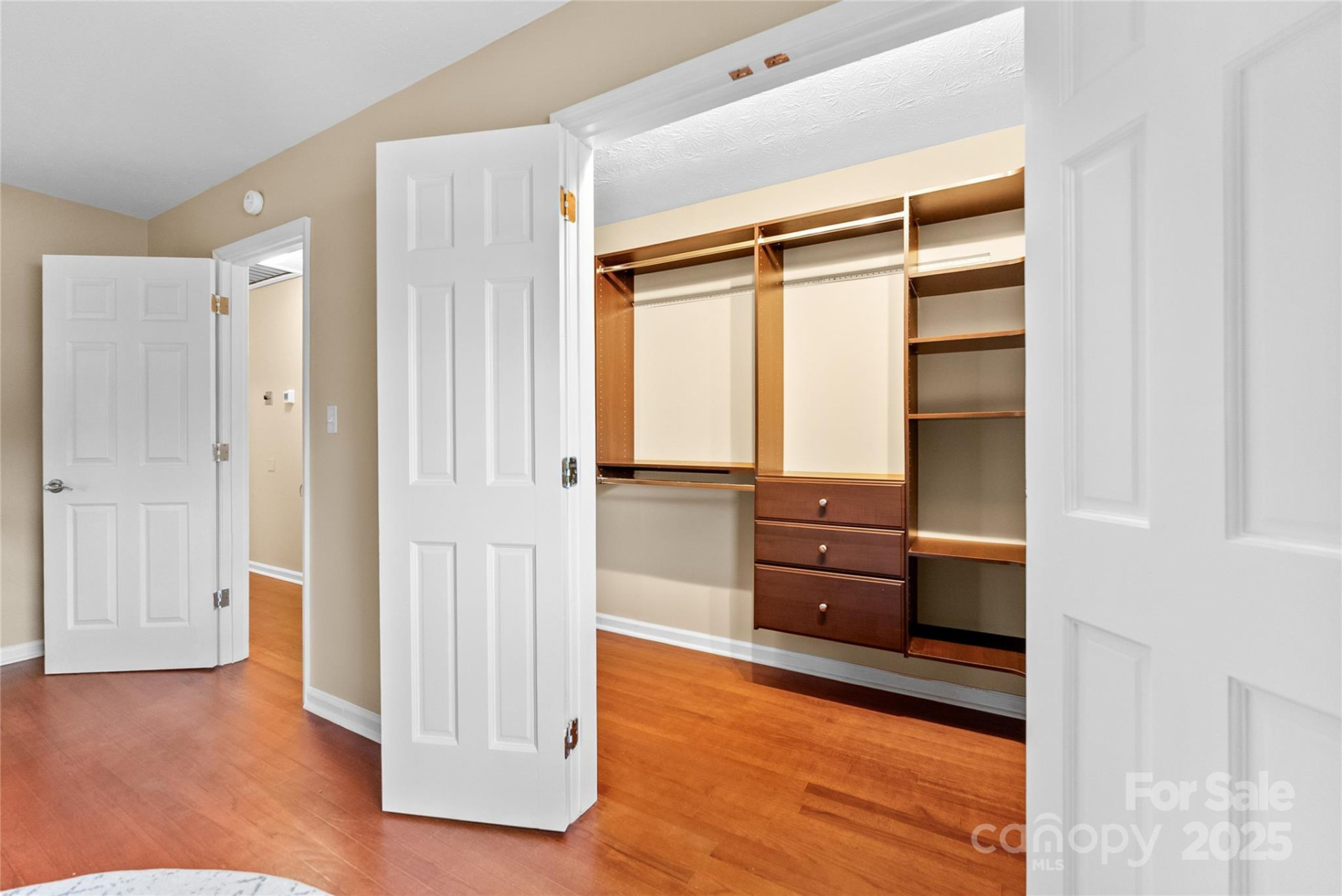 32 Southwicke Drive - Photo 15