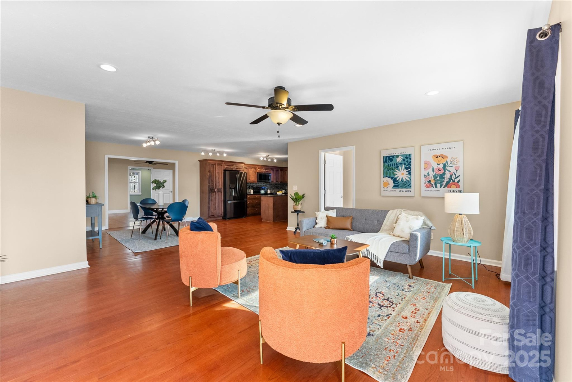 32 Southwicke Drive - Photo 3