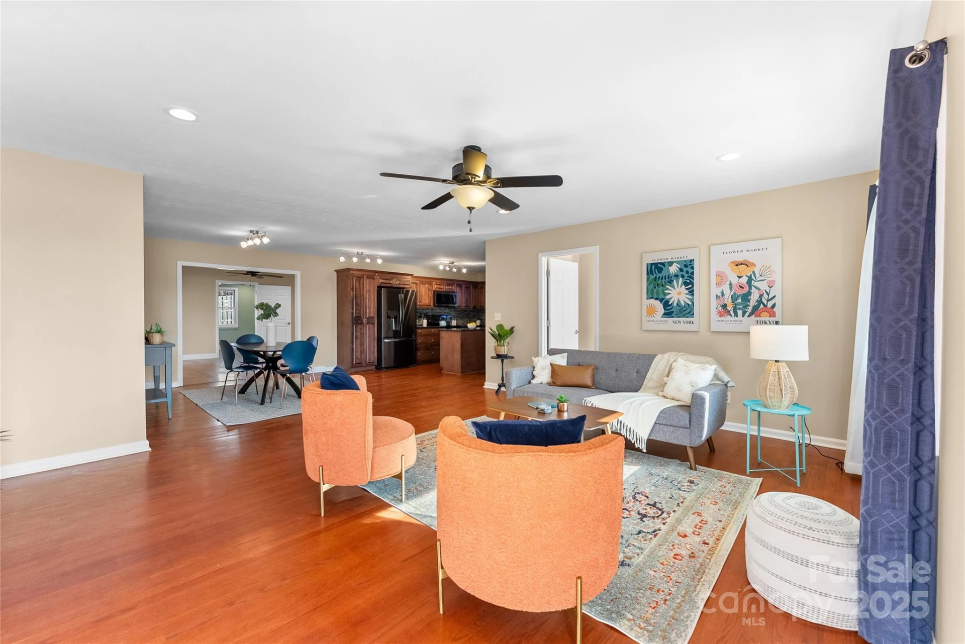32 Southwicke Drive - Photo 3